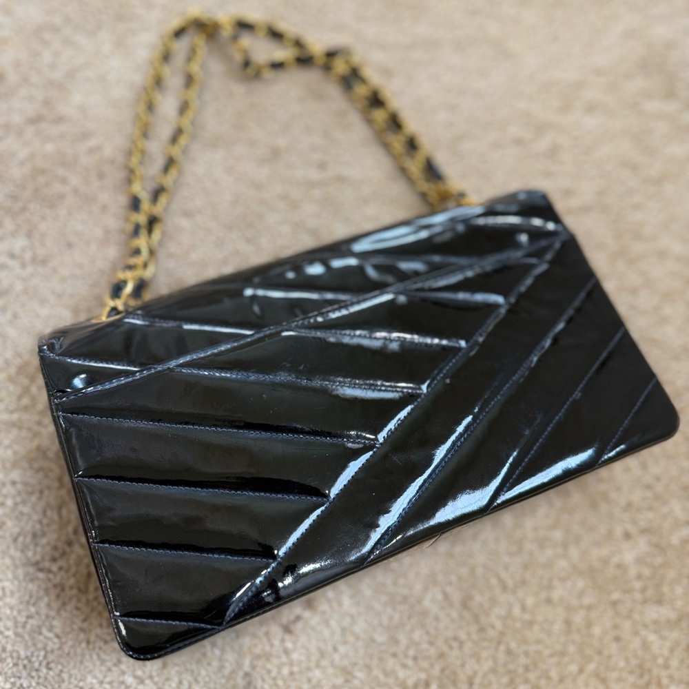 CHANEL Diagonal Quilted Black Patent Leather Shoulder Bag - Picture 6 of 16